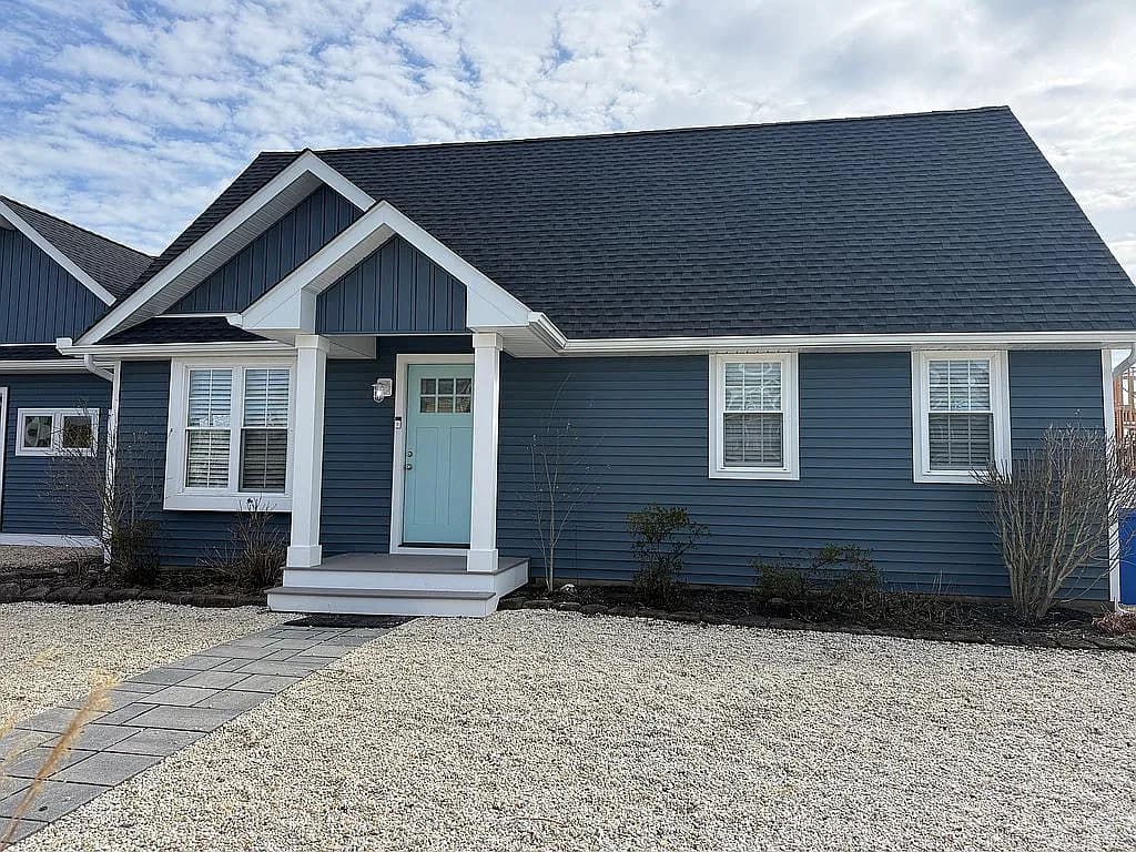 108 Bernard Dr — exterior photo