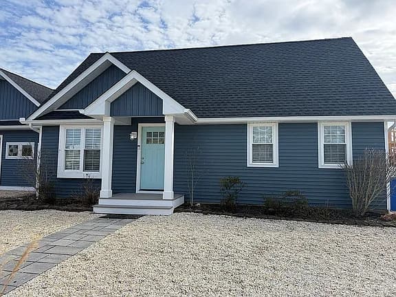108 Bernard Dr — exterior photo