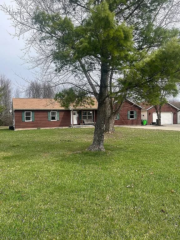 8619 Crow Rd — exterior photo
