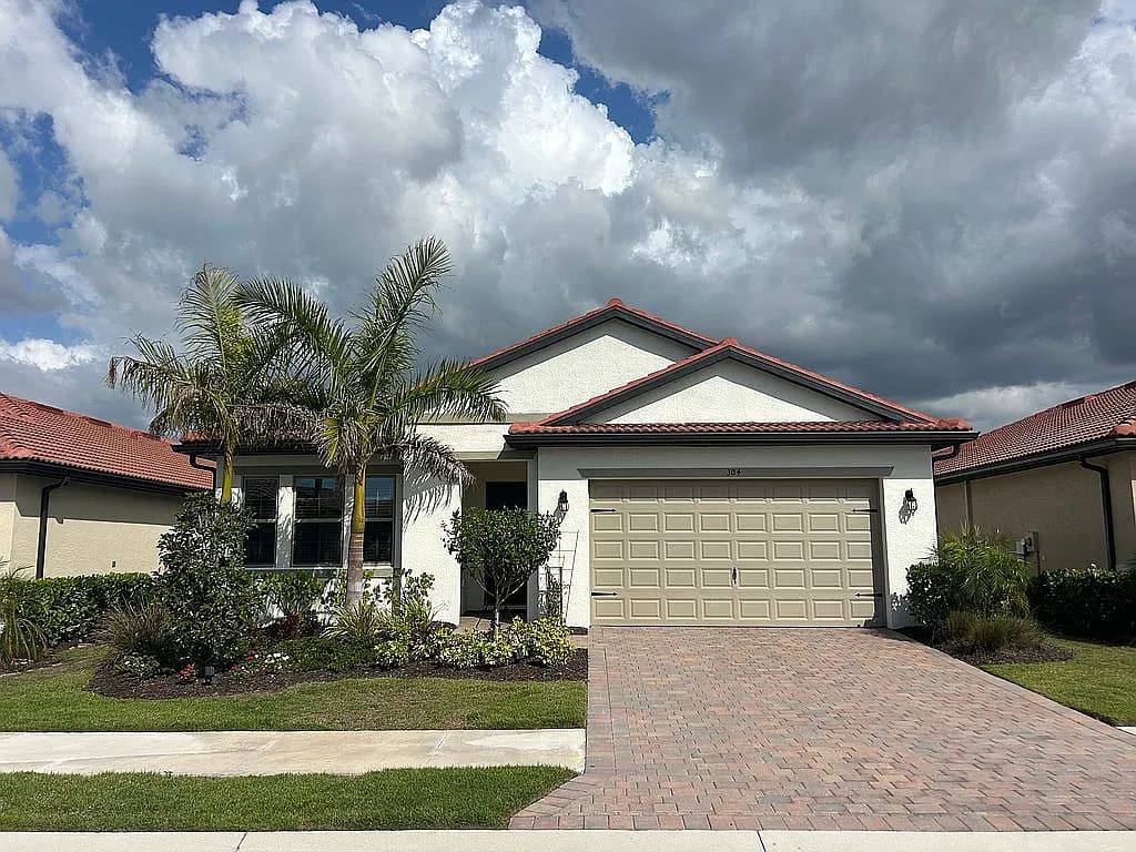 304 Gialla Rd — exterior photo