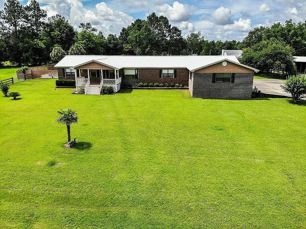 22408 Price Grubbs Rd — exterior photo