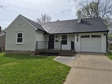 8012 Belleview Ave — exterior photo