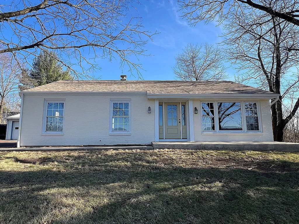 305 Green Hill Rd — exterior photo
