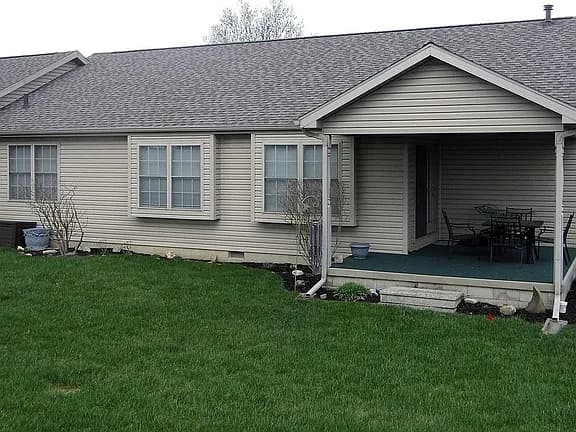 295 Brookview Ct — exterior photo