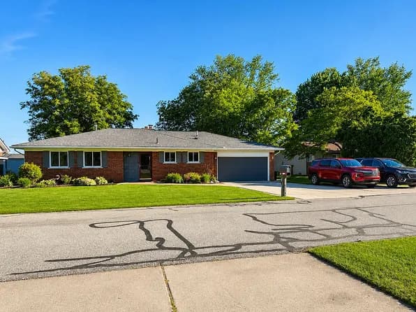 7315 Flamingo St — exterior photo