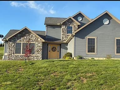 5 Panorama Dr — exterior photo