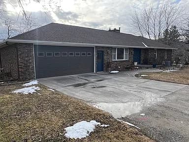 1037 198th Pl — exterior photo