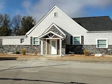 204 Webb St — exterior photo