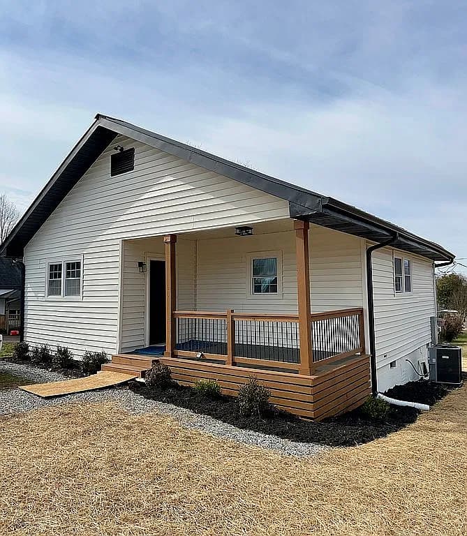 407 I St — exterior photo