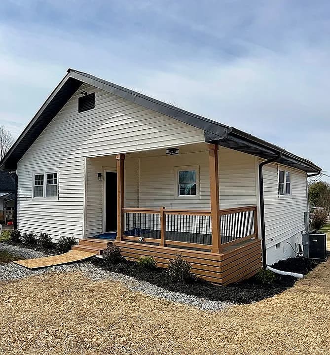 407 I St — exterior photo