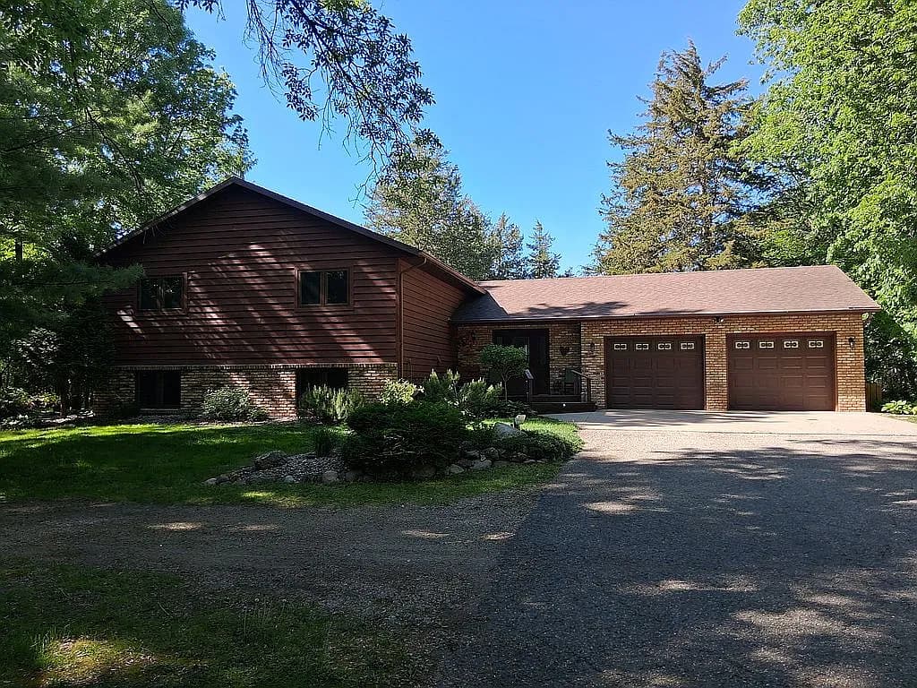 8600 Decathelon Dr — exterior photo
