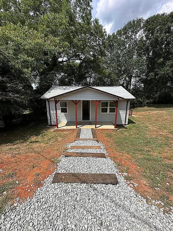 109 Gantt St — exterior photo