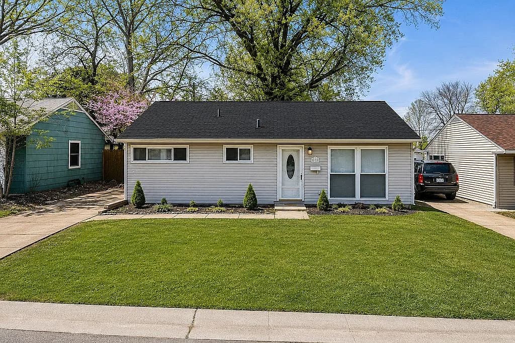 7857 Wanda Ave — exterior photo