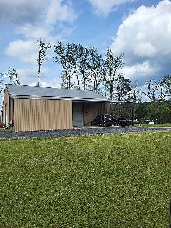 461 Southfork Rd — exterior photo