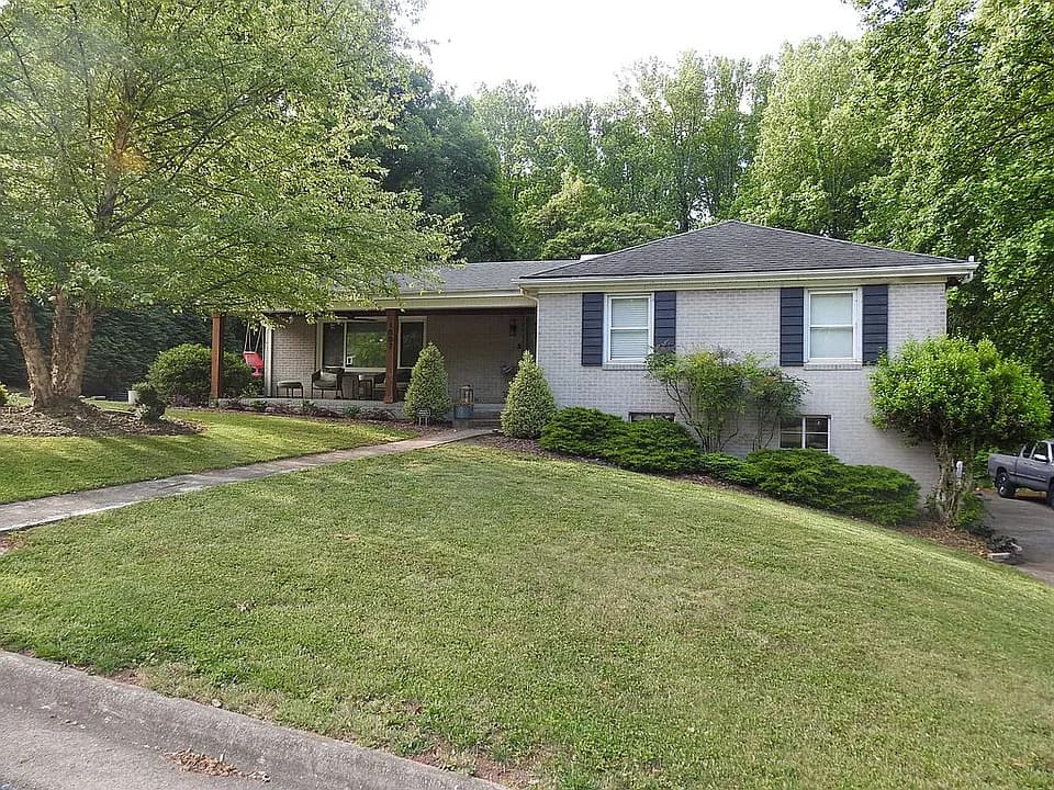 1007 I St — exterior photo