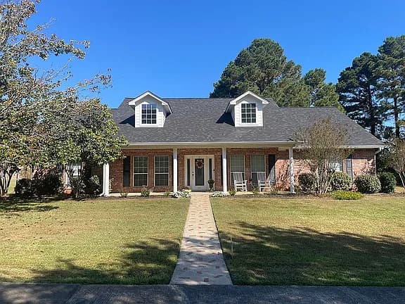 154 Cedar Creek Ln — exterior photo