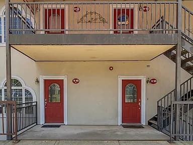 151 Peters Point #V-10 — exterior photo