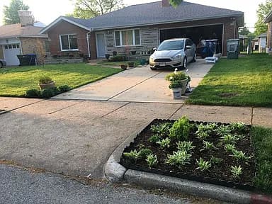 5941 Loughborough Ave — exterior photo
