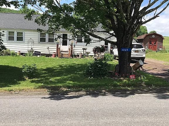 1235 Gun House Hill Rd — exterior photo