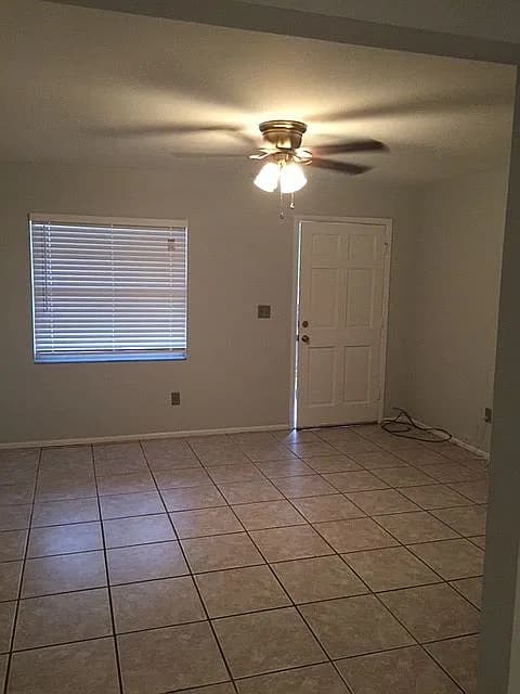 6309 S Macdill Ave — exterior photo