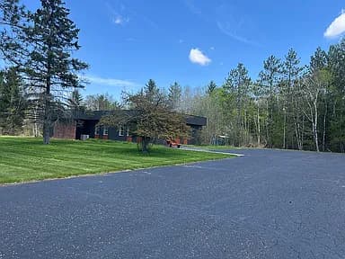2799 Refinery Rd — exterior photo