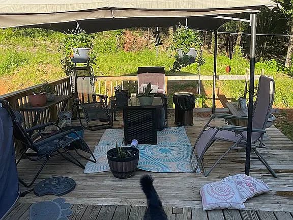326 McClure Rd — exterior photo