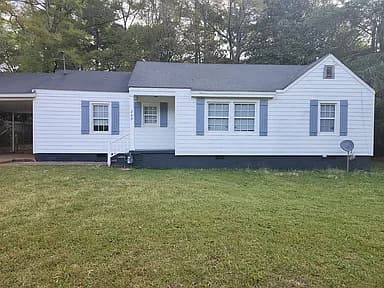 209 Upson Ave — exterior photo