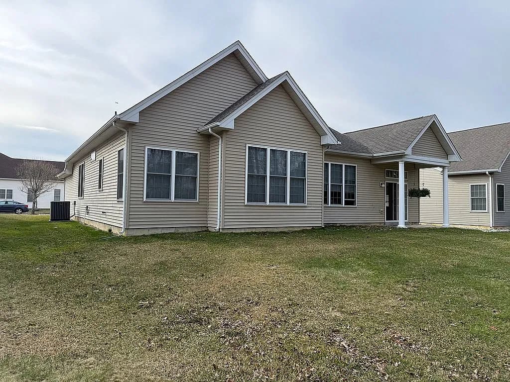 38 Dunberry Dr — exterior photo