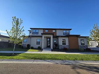 3894 W Crossley Dr — exterior photo
