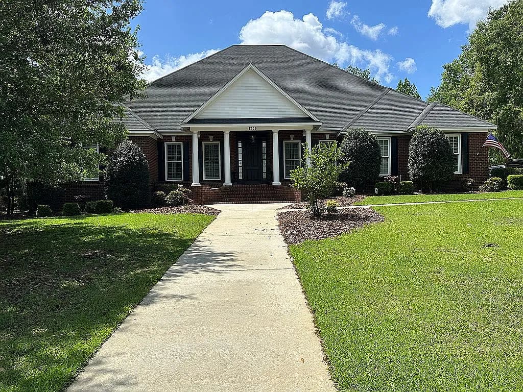 4305 Fouracre Pl — exterior photo