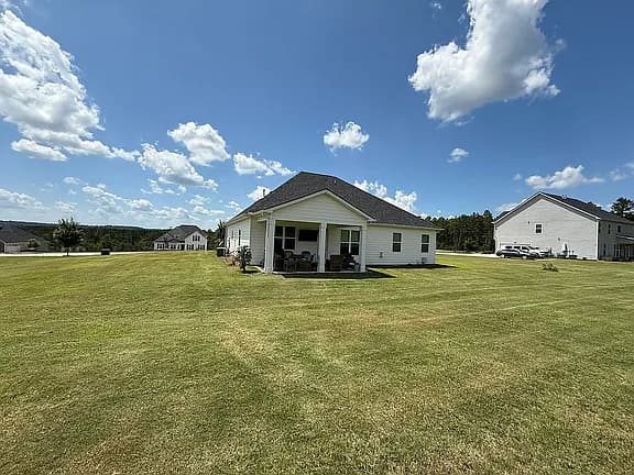 229 Yaun Rd — exterior photo