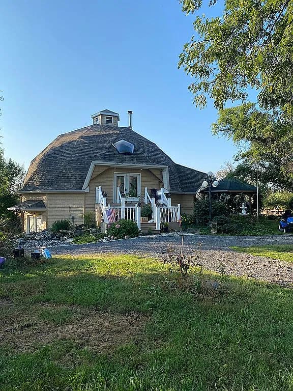 6180 S Hillsdale Rd — exterior photo