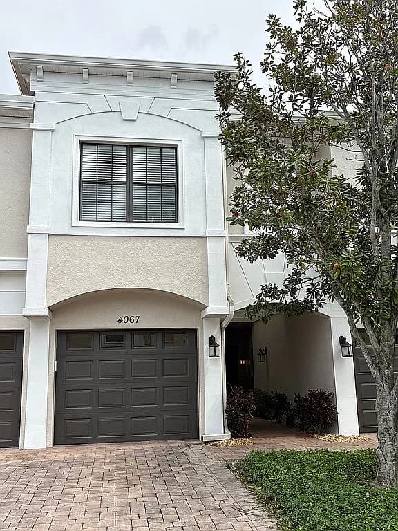 4067 Overture Cir #4067 — exterior photo