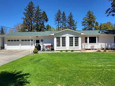 9731 Jesse Dr — exterior photo