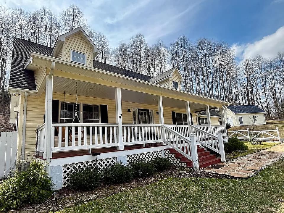 30146 Tobias Dr — exterior photo