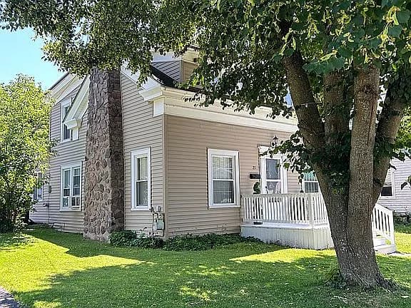23 Pine St — exterior photo