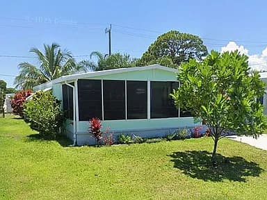 7070 SE Bluebird Cir — exterior photo
