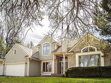 3300 Thunderbird Dr — exterior photo