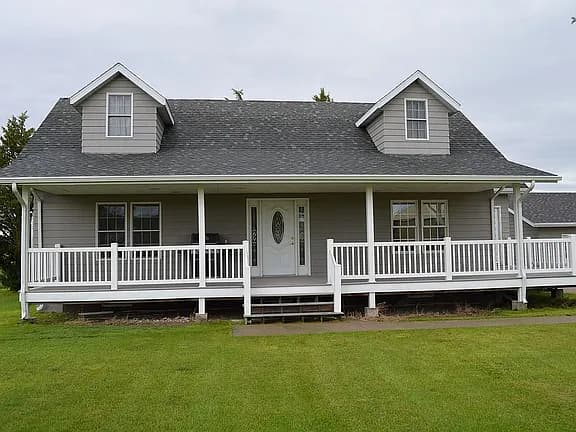 2868 Road 83 — exterior photo