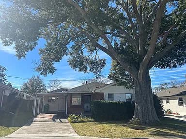 1828 Frankel Ave — exterior photo