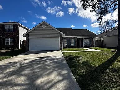 2140 Wellington Ln — exterior photo