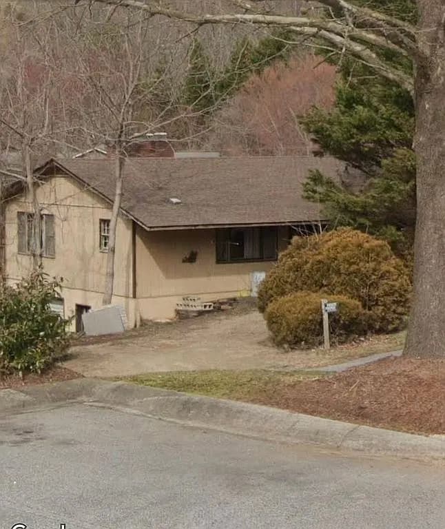 276 Cat Creek Rd — exterior photo