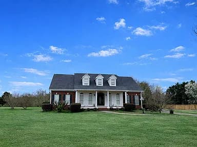 2899 N Sharon Church Rd — exterior photo