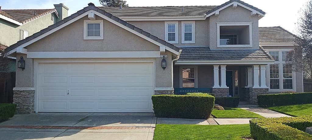 1655 E La Quinta Dr — exterior photo