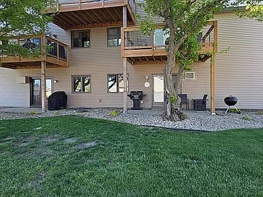 2110 14th Ave N APT 104 — exterior photo
