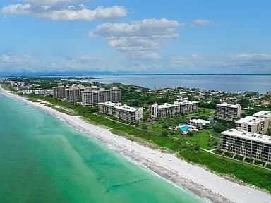 1095 Gulf Of Mexico Dr Unit 101 — exterior photo