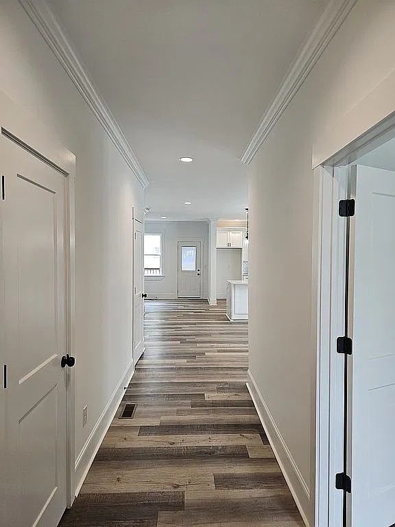 109 Taylor St — exterior photo
