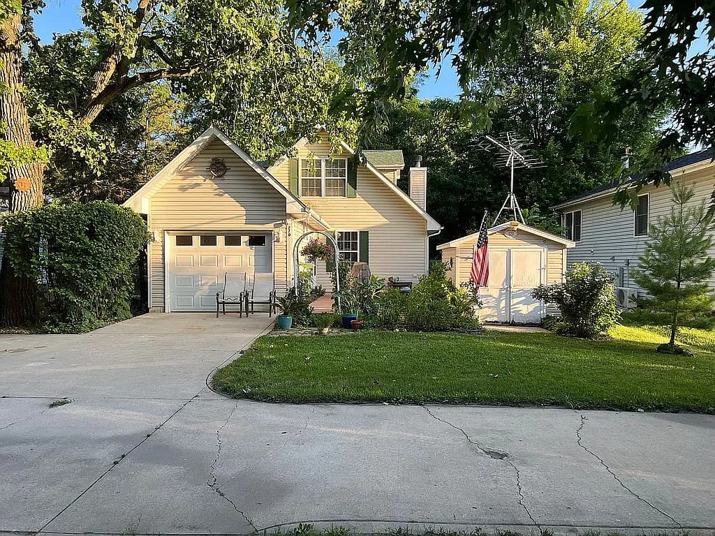 270 Fossil Bay Ct — exterior photo