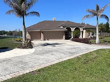 19454 Gunn Hwy — exterior photo