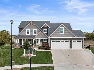 9 William Ct — exterior photo